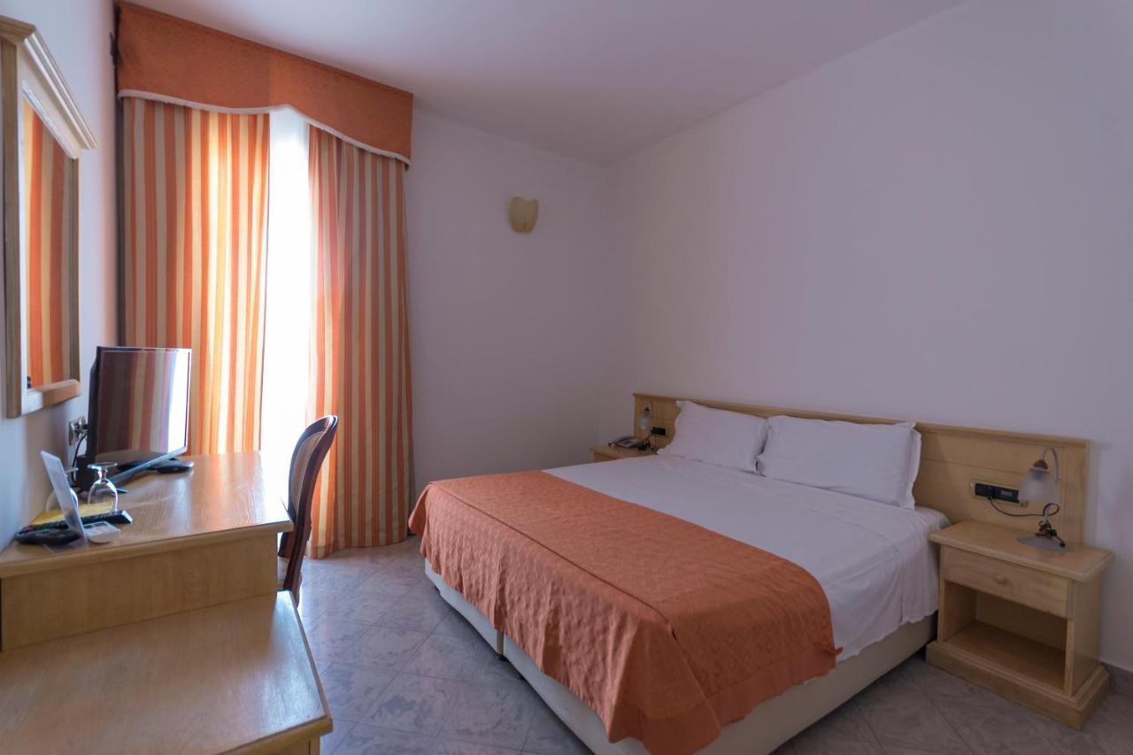 Hotel Stella 2000 Olbia Exterior photo