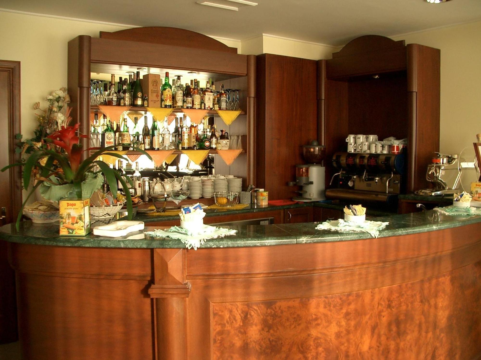 Hotel Stella 2000 Olbia Exterior photo
